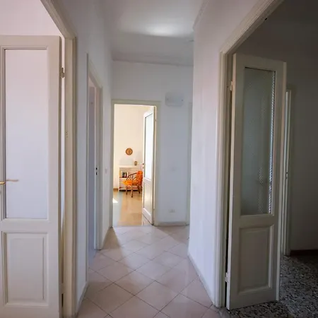 Spiti Mou La Spezia